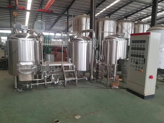 巍山全套啤酒设备一套多少钱？开精酿厂到底得配齐哪些？